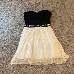Black and white strapless formal dress